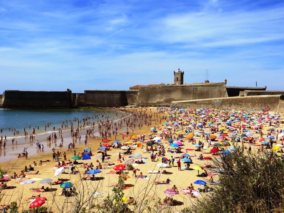 Carcavelos Beach Bagian luar foto